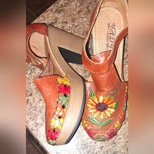 Tan Sunflower High Heel 3.5 Huarache Platform Handmade Mexico 25 (8) Hippie